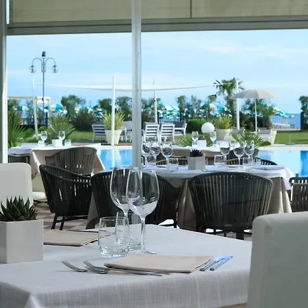 Adriatic Palace מלון 4*
