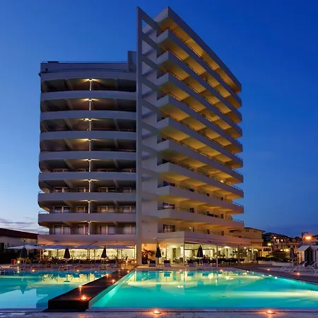 Adriatic Palace מלון